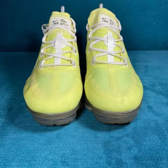 ❌SOLD❌Size 7 - Women’s Nike Air Vapormax Luminous Green shoes - Picture 4 of 9